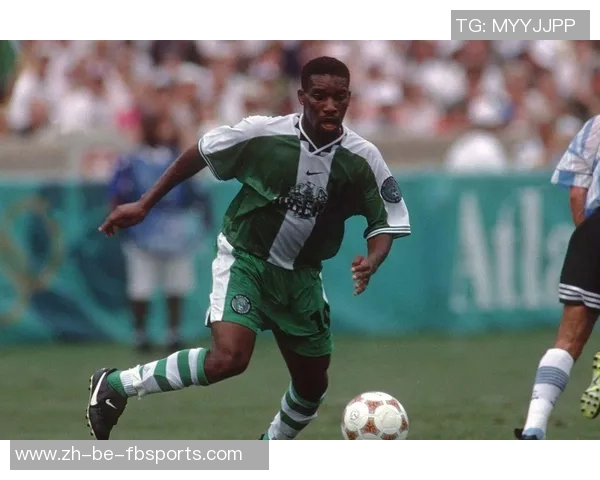 猜猜这位足球巨星是谁 让我们通过线索揭开他的神秘面纱